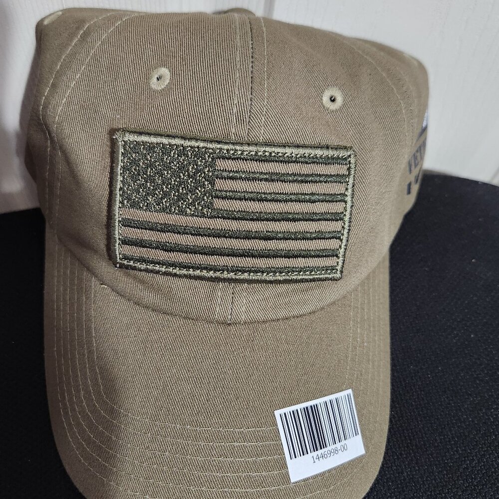 Veteran cap "HomeDepot" logo and velcro American flag
